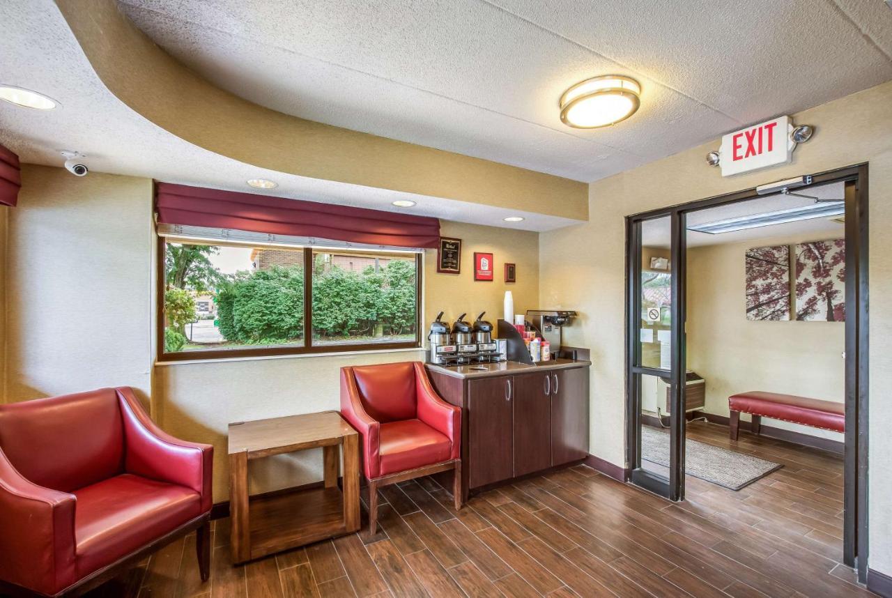 Red Roof Inn Detroit - Plymouth/Canton Екстер'єр фото